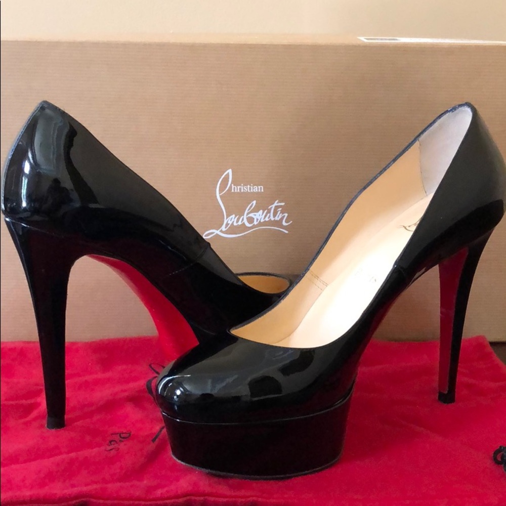 Louboton Paris Classic Black Patent Leather Pump